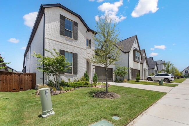 Photo - 7424 Lilypad Ln