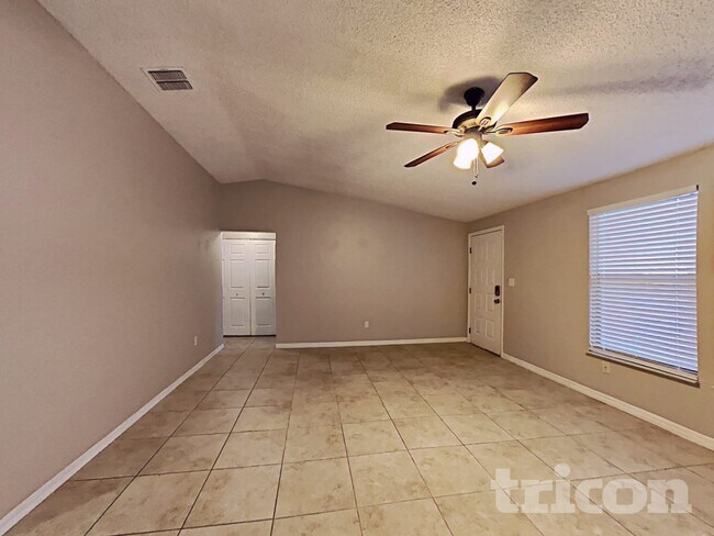 Photo - 1314 Oakcrest Dr