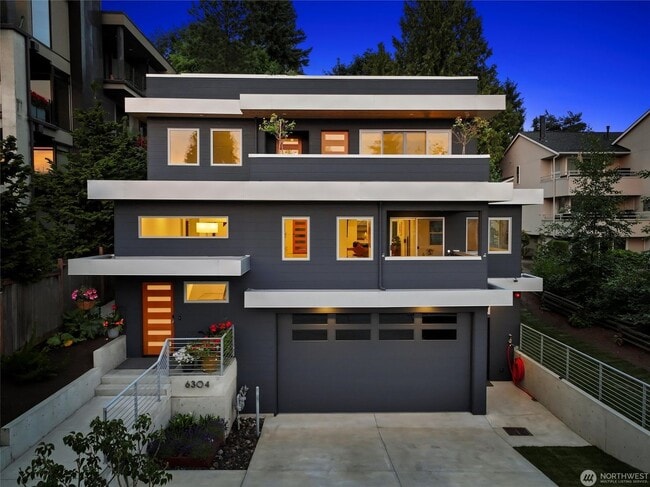 Photo - 6304 Lakeview Dr