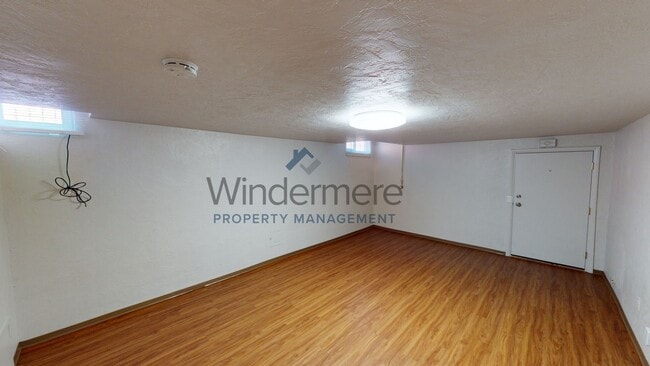 Photo - poplar240 Unit 3