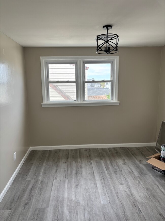 Kitchen 3 - 1158 Roosevelt Ave Unit 1