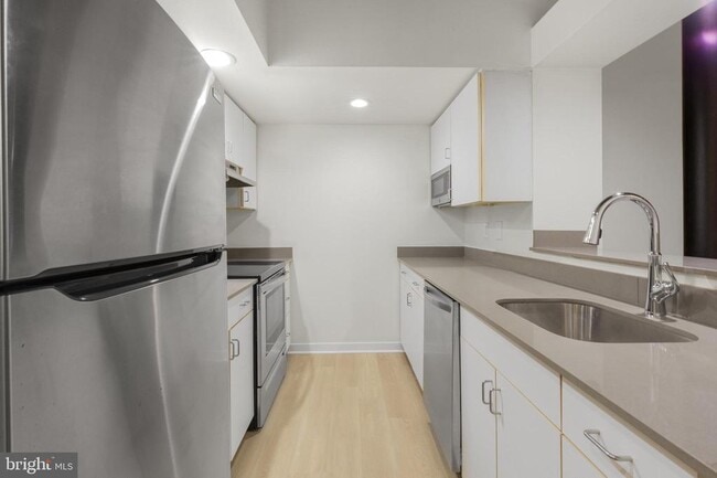 Building Photo - 303 Vine St Unit 109 Rental