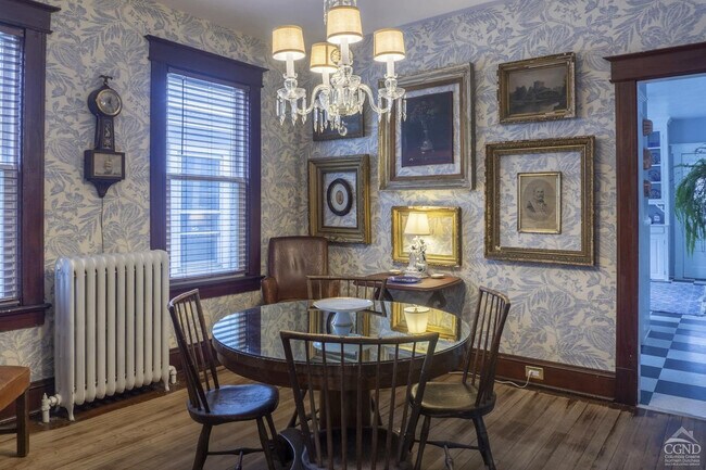 Photo - 154 Green St