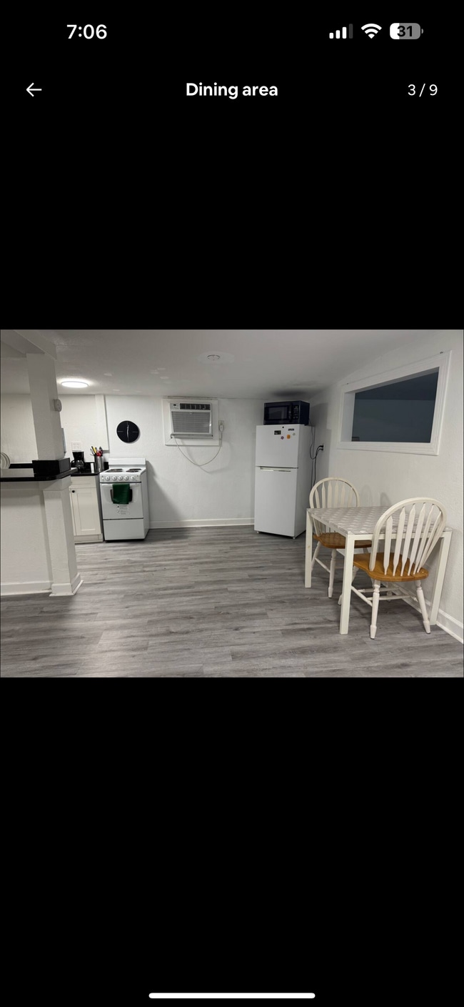 Photo - 3417 W Leroy St