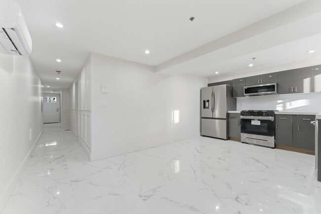 Photo - 821 18th St Unit Ground Level