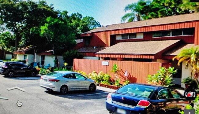 Photo - 2078 Sunset Point Rd