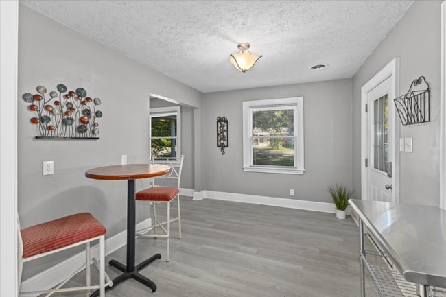 Photo - 350 Hill Park Dr