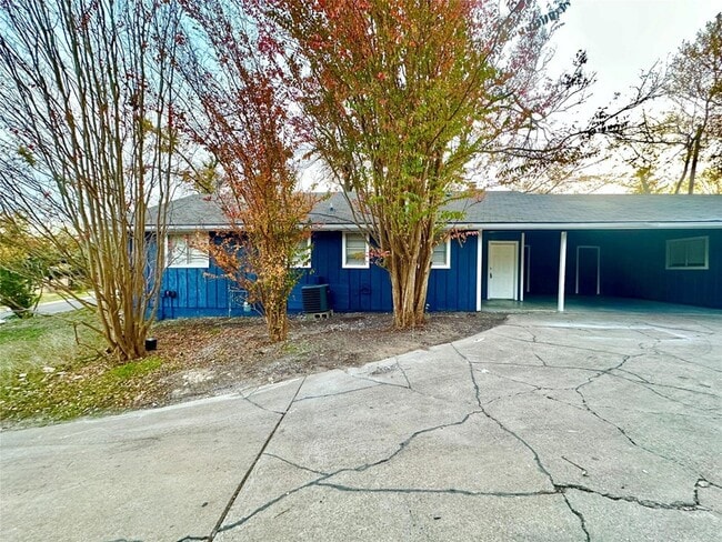 Building Photo - 4302 Scottsdale Rd Unit B