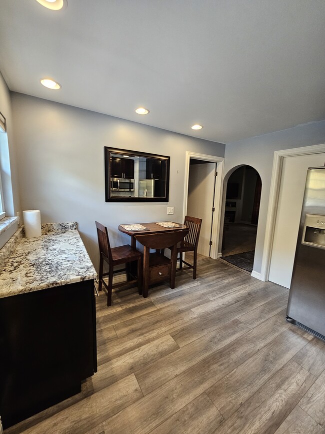 Photo - 4073 Spruce Way Unidad 24