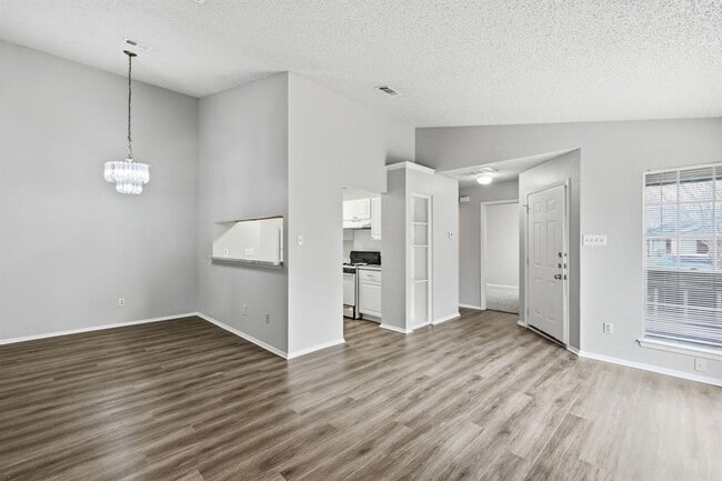 Photo - 2131 Andover Dr