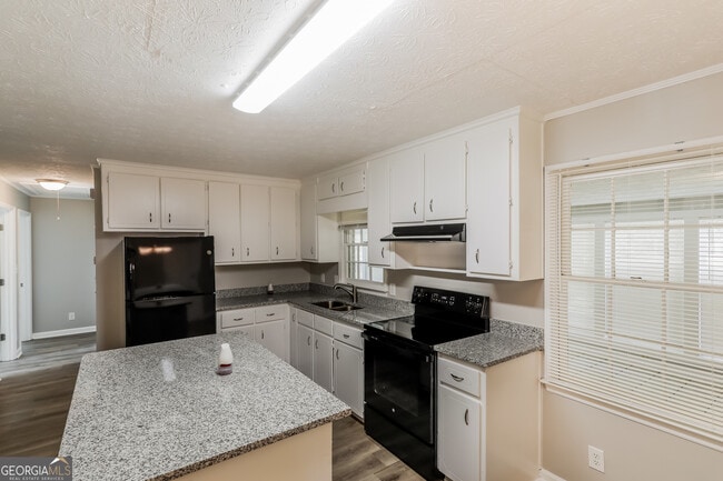 Photo - 941 Grier Rd