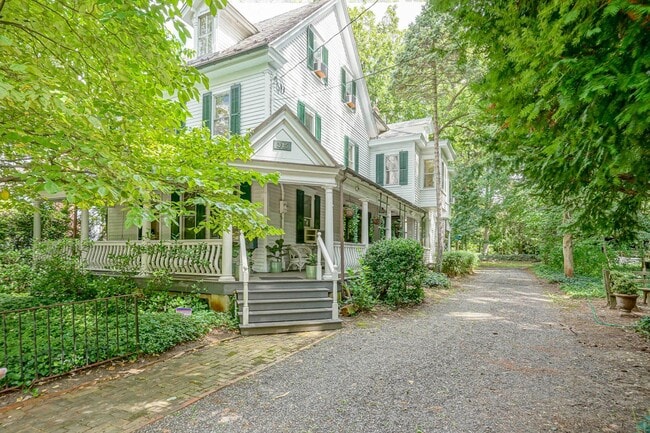 Photo - 315 Chestnut St