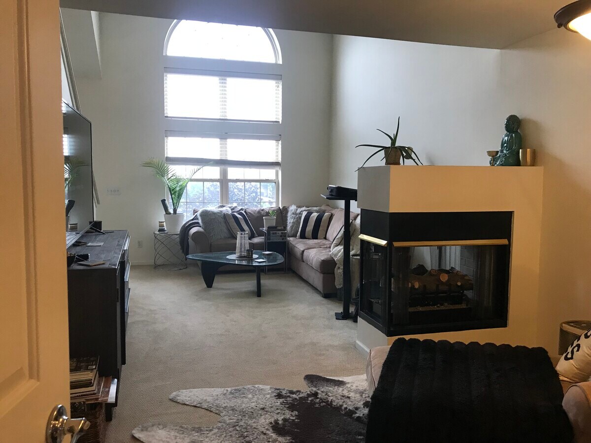 1407 Ashford Ct Condo Condo for Rent in Troy, MI