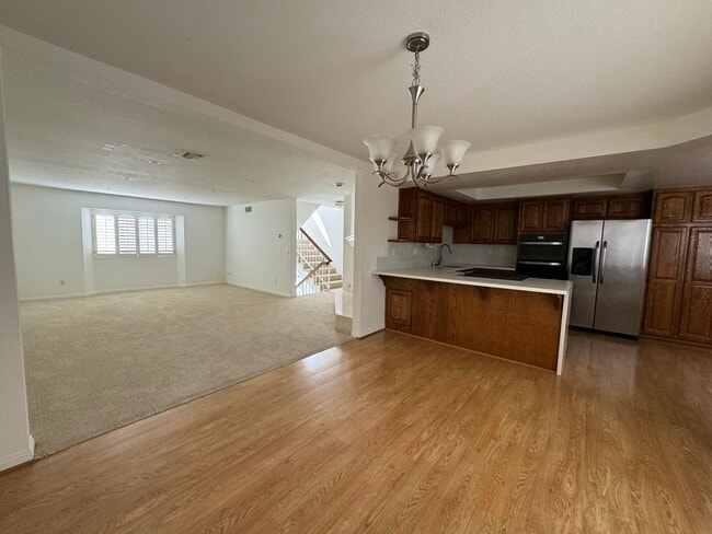 Photo - 1307 W 7th St Townhome