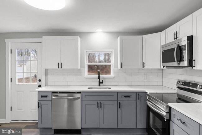 Photo - 47 S Academy St