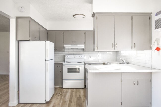 Photo - Kathy Ann Apartments