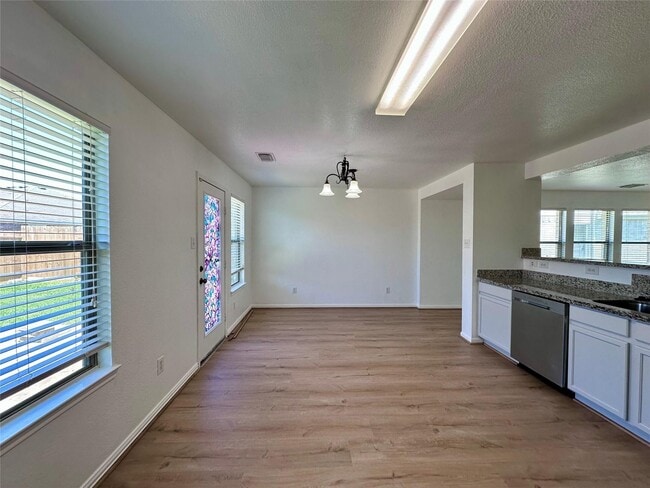 Photo - 3927 Brook Garden Ln