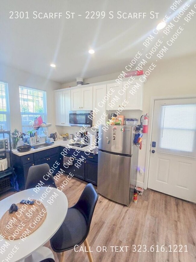 Photo - 2301 Scarff St Unidad 2299 S Scarff St