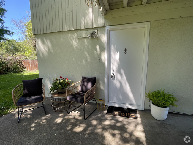 Building Photo - 2174 W 15th Ct Rental