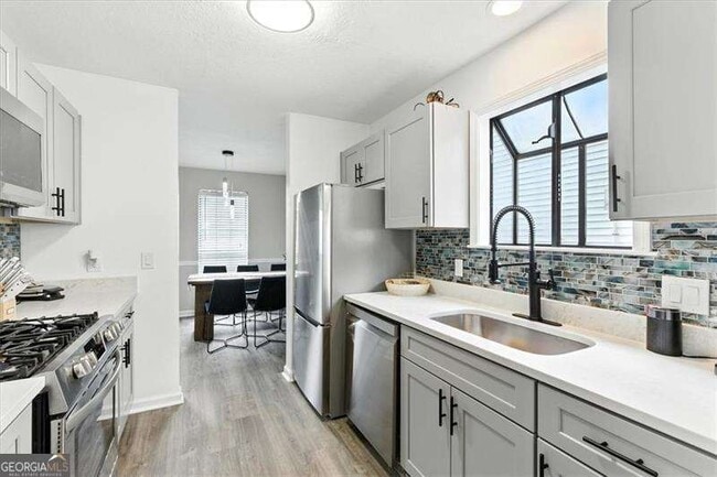 Photo - 1524 Springleaf Cir SE