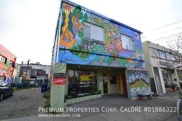 Building Photo - 1738 Alcatraz Ave Unit Apt. #2