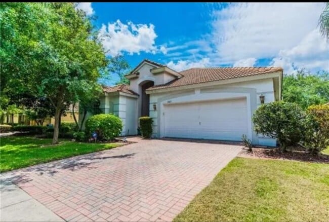 Building Photo - Gorgeous 3/2 with private pool in the Gated and Guarded Reserve at Belmere!