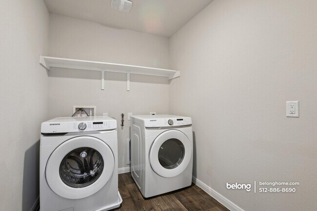 Photo - 2920 Maryanne Ln