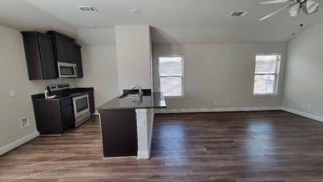 Photo - 1421 Warringwood Dr
