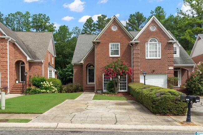 Building Photo - 2031 Stone Brook Dr