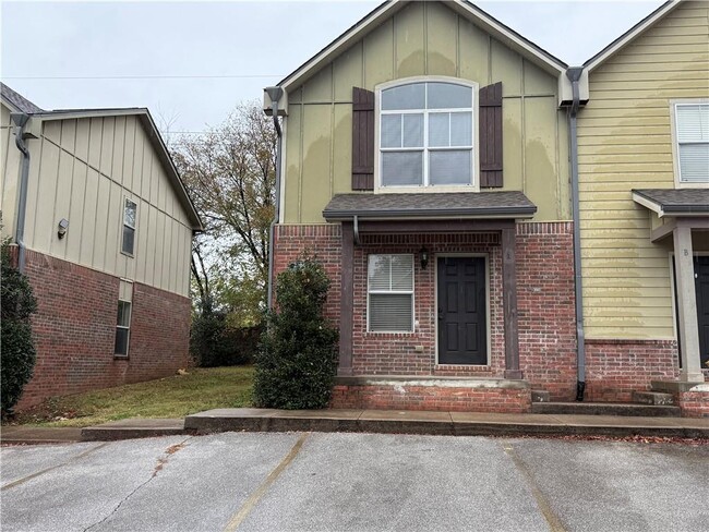 Photo - 2206 Karrington Ridge