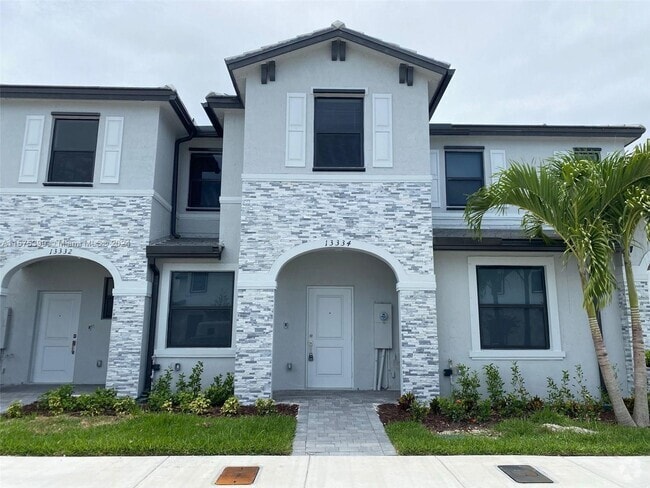 Building Photo - 13334 SW 287th Ter Rental
