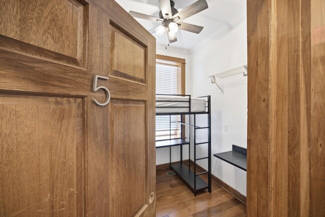 Building Photo - 823 McCallie Ave Unit 5
