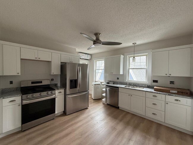 Building Photo - 82 Morrison Ave Unit 3 Rental