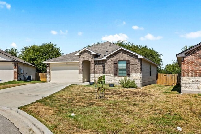 603 Taggart Trail