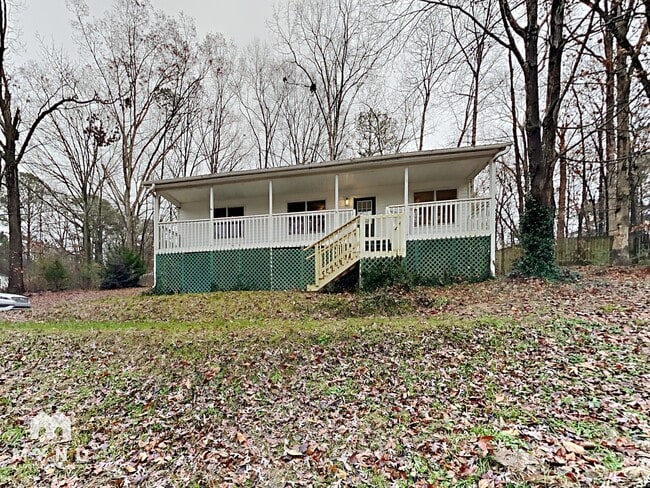 Building Photo - 62 Woodland Rd SW