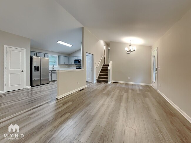 Photo - 373 Bakers Bridge Cir