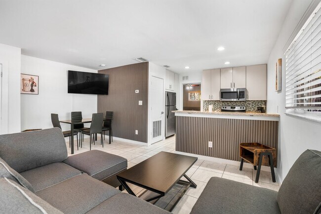 Photo - 202 N Fremont Ave Unit 10