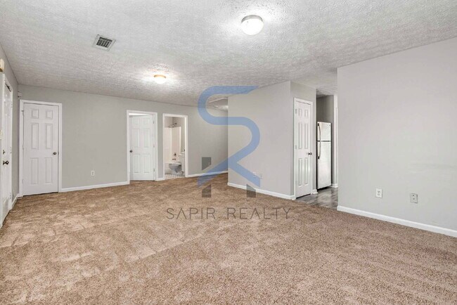 Photo - Clean, Modern & All-Electric – 3BR/2BA Home in Griffin