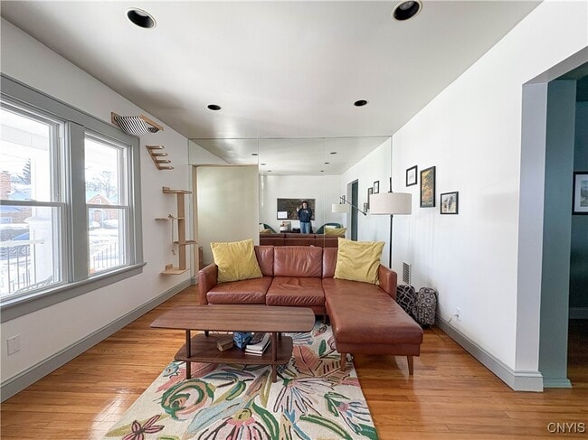 Photo - 519 Wendell Terrace