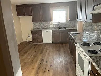 Photo - Check out this country living, single-story rental located in East Modesto.