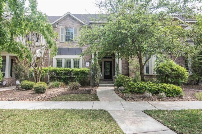 Photo - 62 E Pipers Green St