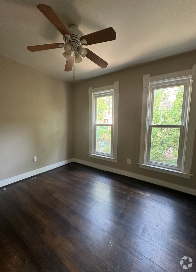 Building Photo - 627 Mt Vernon St Unit Lower Rental