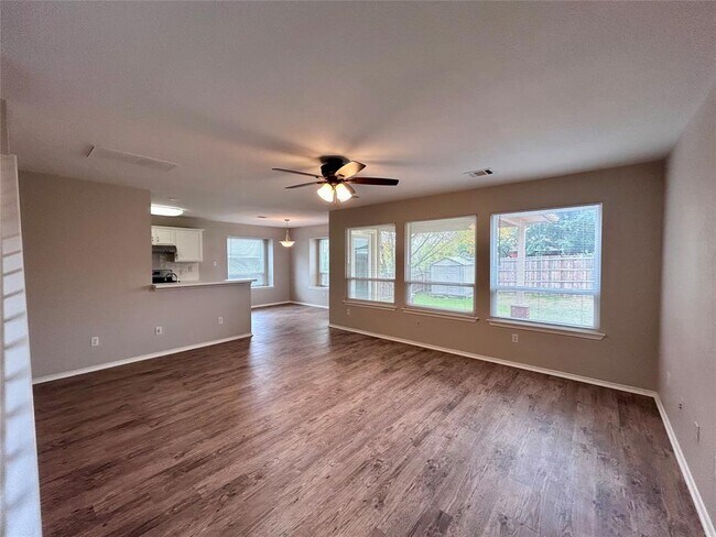 Photo - 1104 Doras Dr