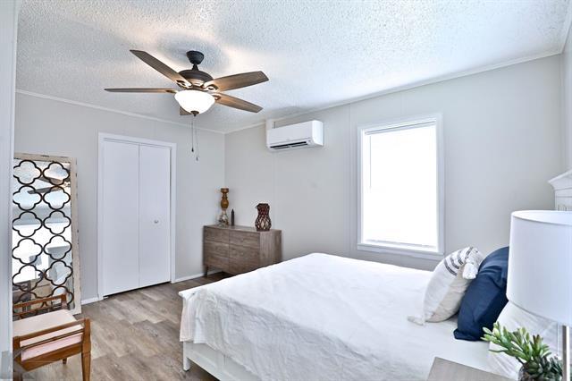 Photo - 5489 Encino Rd