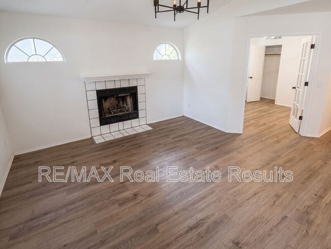 Photo - 1607 Timberline Dr