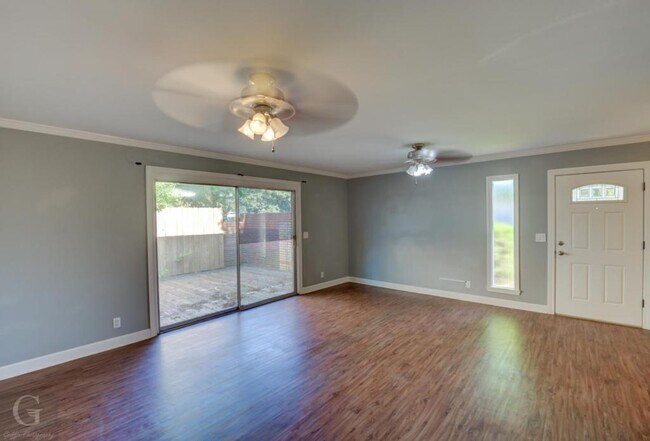 Photo - 3310 Reily Ln