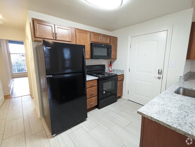 Building Photo - Beautiful Renovated 1 Bedroom! Unit 310 Rental