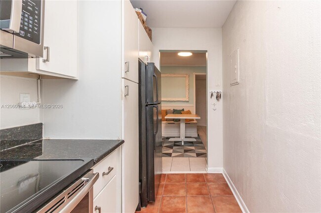 Photo - 1425 Arthur St Unidad 409B