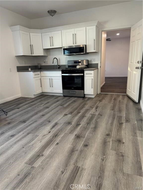 Photo - 16029 Ceres Ave