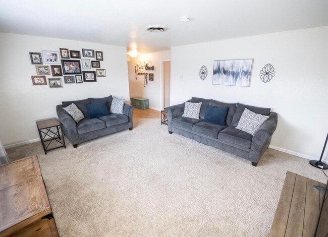 Photo - 210 Canterbury Ave